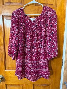 LC Lauren Conrad Burgundy Floral Peasant Tunic